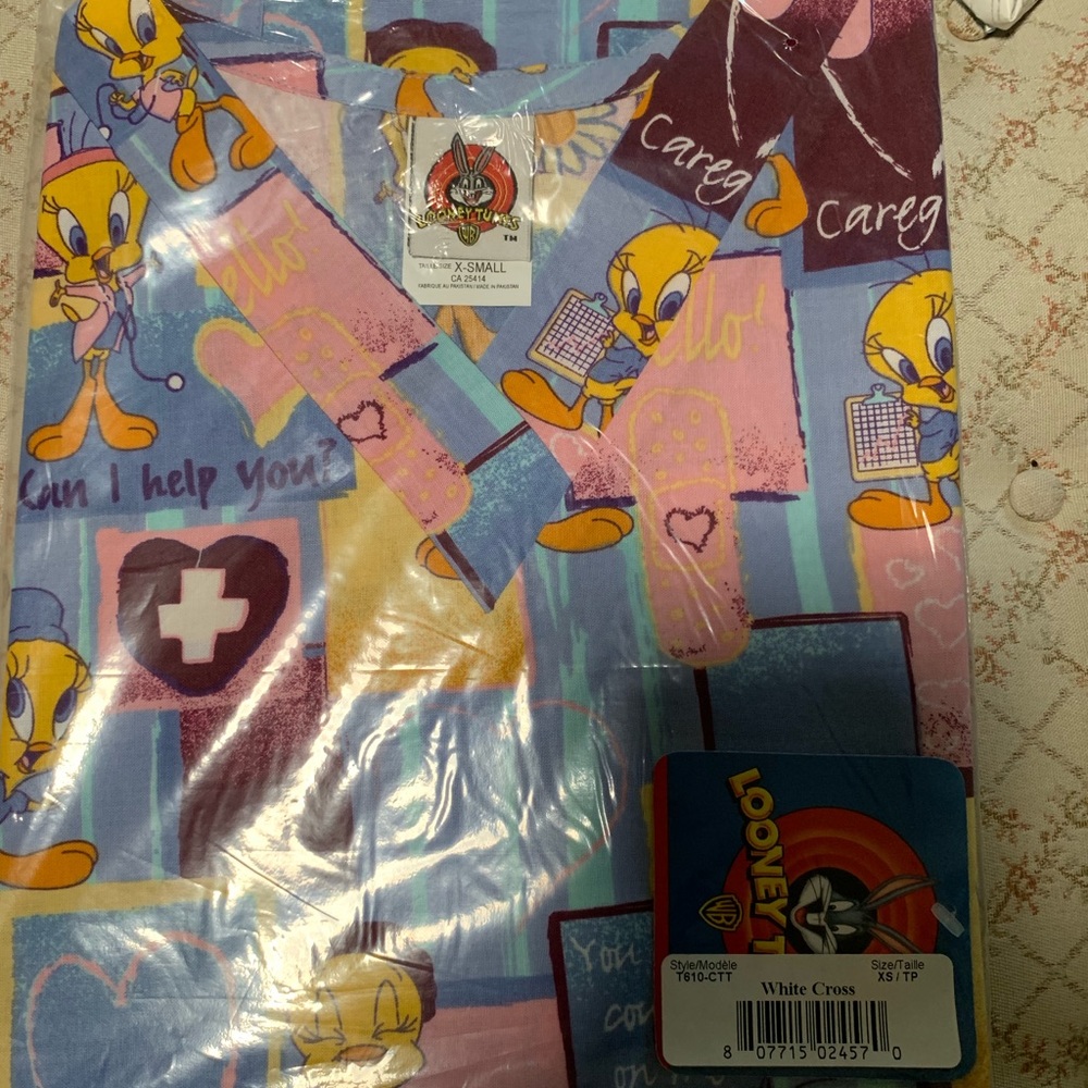 NWT SALE Nurse Scrub Top